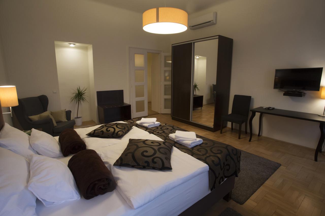 Opus Prime Apartment Budapest Extérieur photo