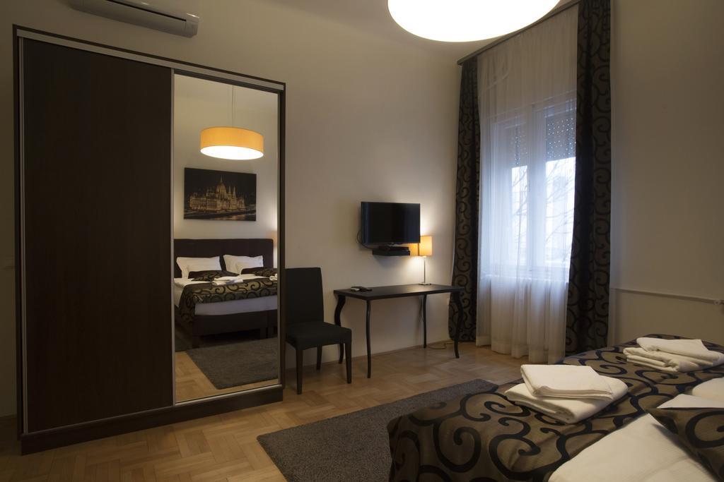 Opus Prime Apartment Budapest Extérieur photo